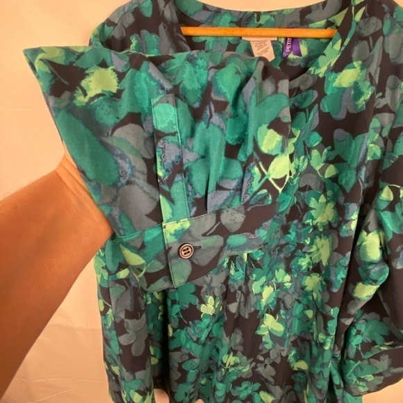 Catherines Women's Sz 3XP (26/ 28WP) Green Blouse V Neck Long Sleeve Career - Picture 6 of 11